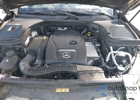 2016 Mercedes-Benz Glc 300 from USA, damaged, VIN WDC0G4JB8GF019352